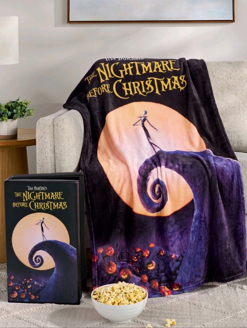 Disney The NIGHTMARE BEFORE CHRISTMAS VHS Boxed Throw Blanket 50" × 70"